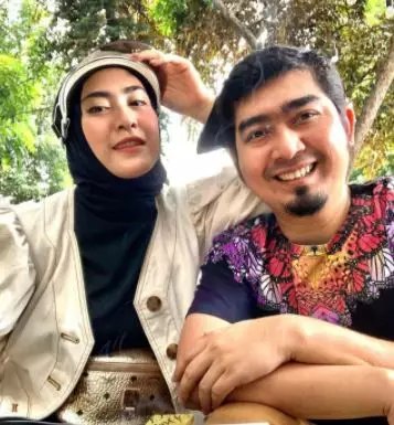 potret mesra ustaz solmed jarang tersorot Instagram
