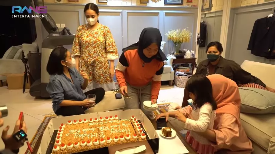 ultah Rieta Amilia ke-59 © 2021 brilio.net