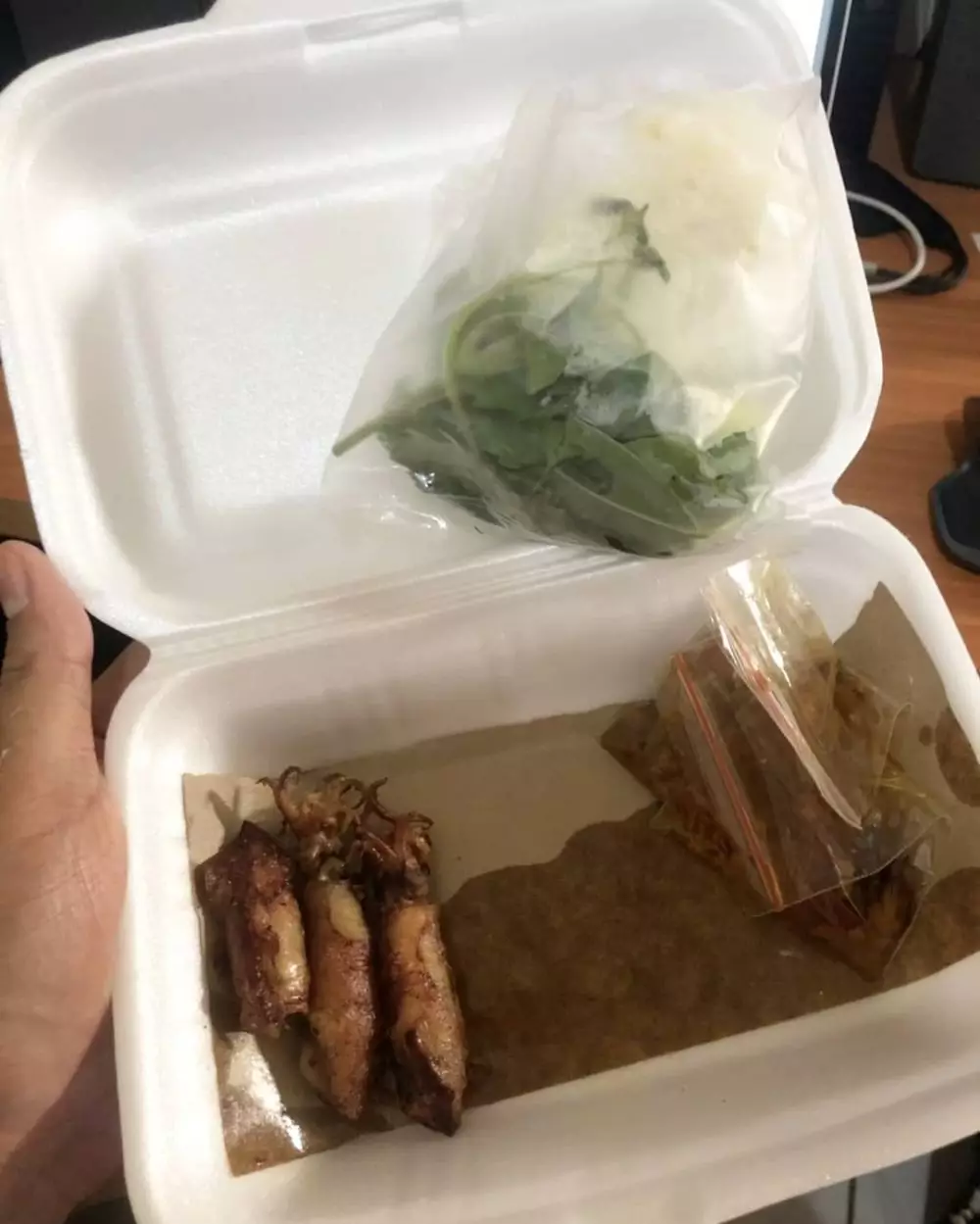 Potret porsi makanan © berbagai sumber