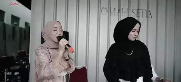 potret nissa sabyan di nikahan sang kakak Instagram potret nissa sabyan di nikahan sang kakak Instagram