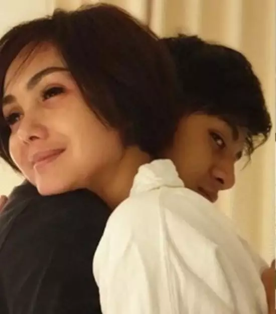 Yuni Shara saat bangun tidur © Instagram