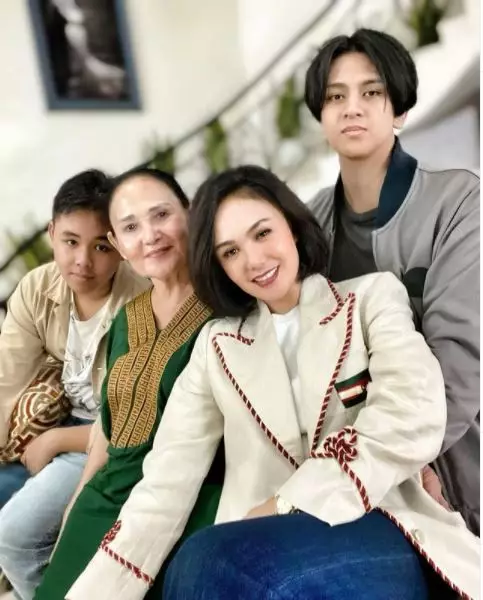 potret cavin putra yuni shara Instagram