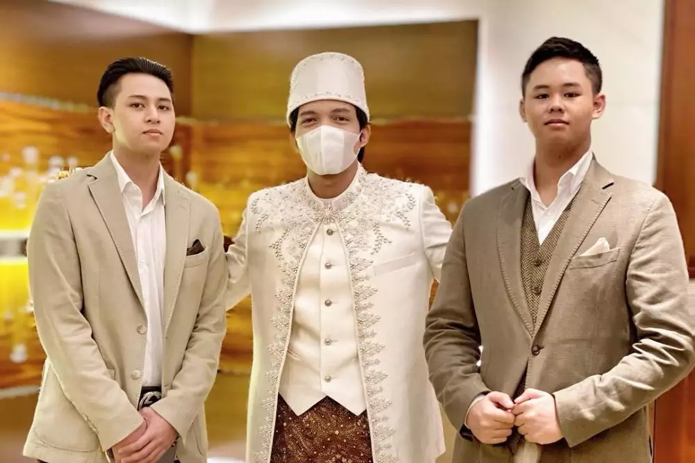 potret cavin putra yuni shara Instagram