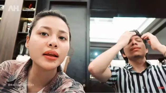 malam pertama atta aurel Berbagai sumber