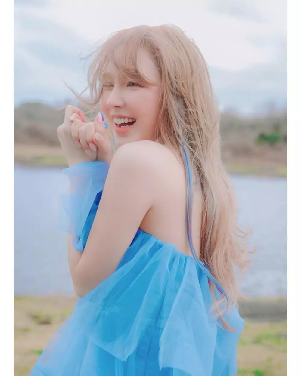 10 Beda gaya panggung dan keseharian Wendy Red Velvet berbagai sumber 10 Beda gaya panggung dan keseharian Wendy Red Velvet berbagai sumber