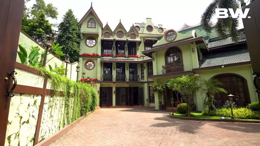 rumah keluarga Tasya Farasya © YouTube rumah keluarga Tasya Farasya © YouTube