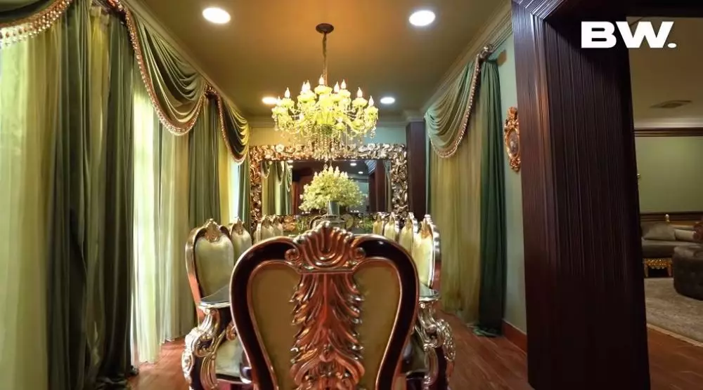 rumah keluarga Tasya Farasya © YouTube rumah keluarga Tasya Farasya © YouTube