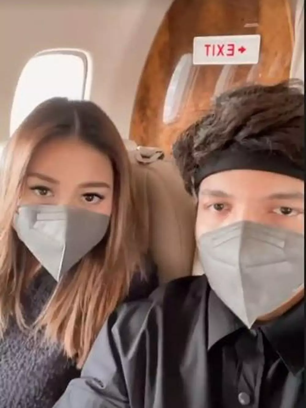 honeymoon atta dan aurel Instagram