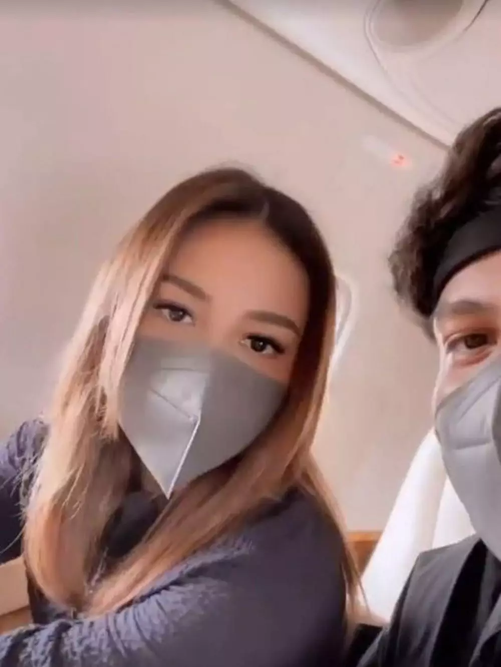 honeymoon atta dan aurel Instagram