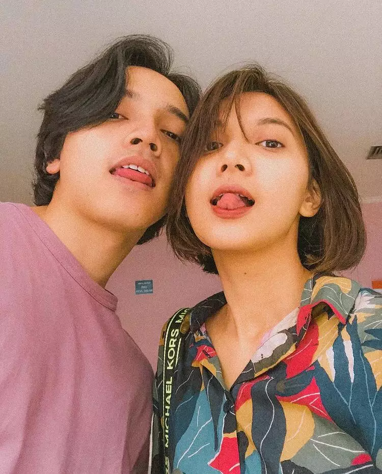 Sheila Dara dan adik © 2021 Instagram/@sheiladaisha