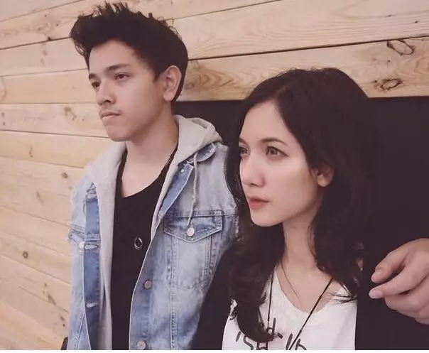 Sheila Dara dan adik © 2021 Instagram/@sheiladaisha