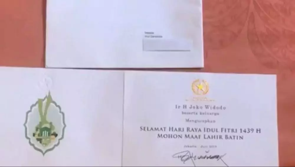 Seleb dapat kado istimewa dari Presiden Jokowi Instagram