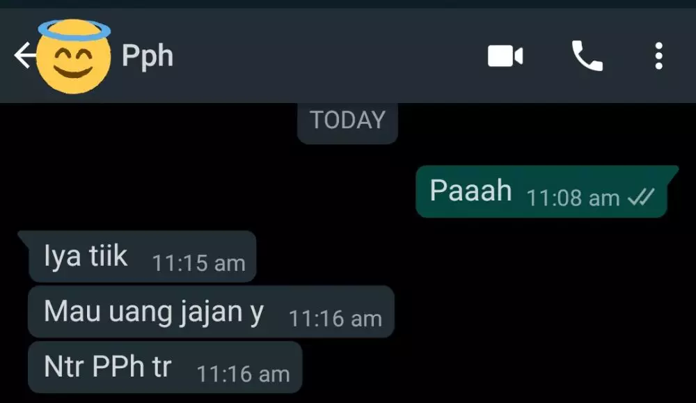 Nama kontak ayah di HP © berbagai sumber