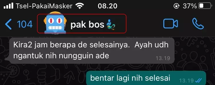 Nama kontak ayah di HP © berbagai sumber