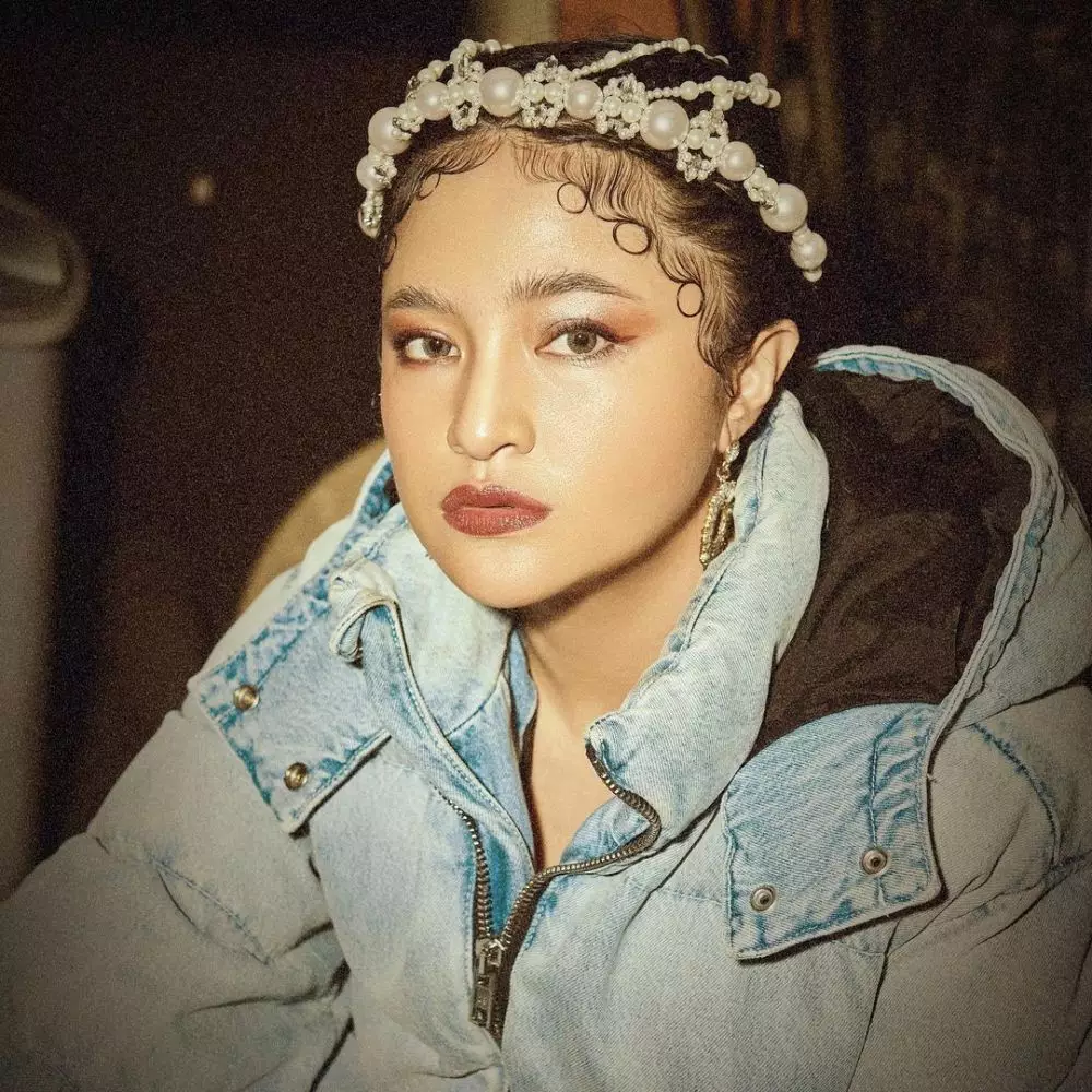 Potret 10 mantan artis cilik bermakeup tebal © 2021 brilio.net Potret 10 mantan artis cilik bermakeup tebal © 2021 brilio.net