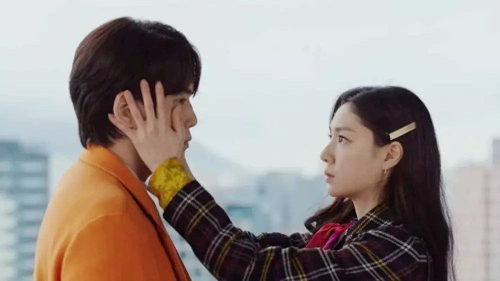 momen kebersamaan Kim Jung-hyun dan Seo Ji-hye © 2021 brilio.net