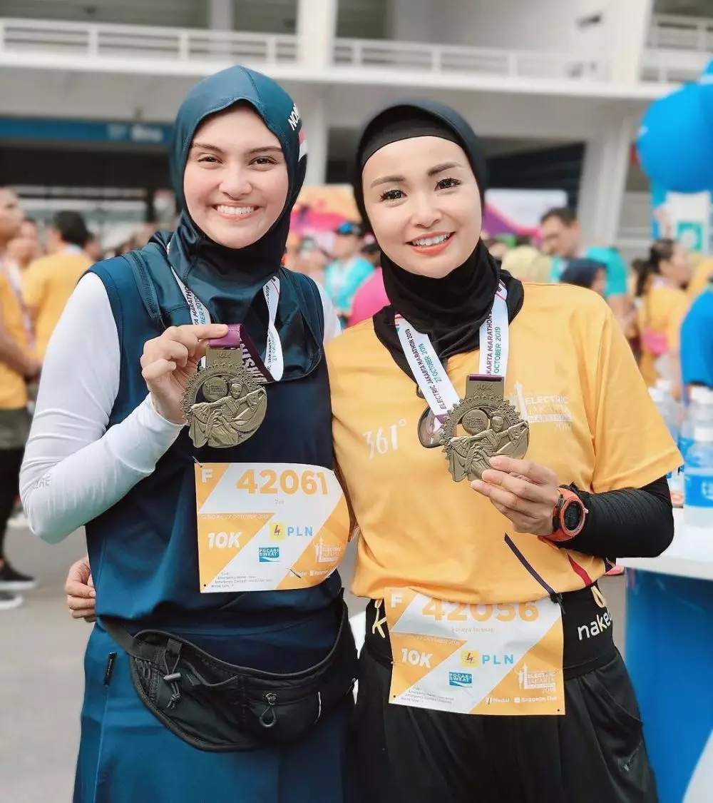 Persahabatan Soraya Larasati dan Zee Zee Shahab © 2021 brilio.net