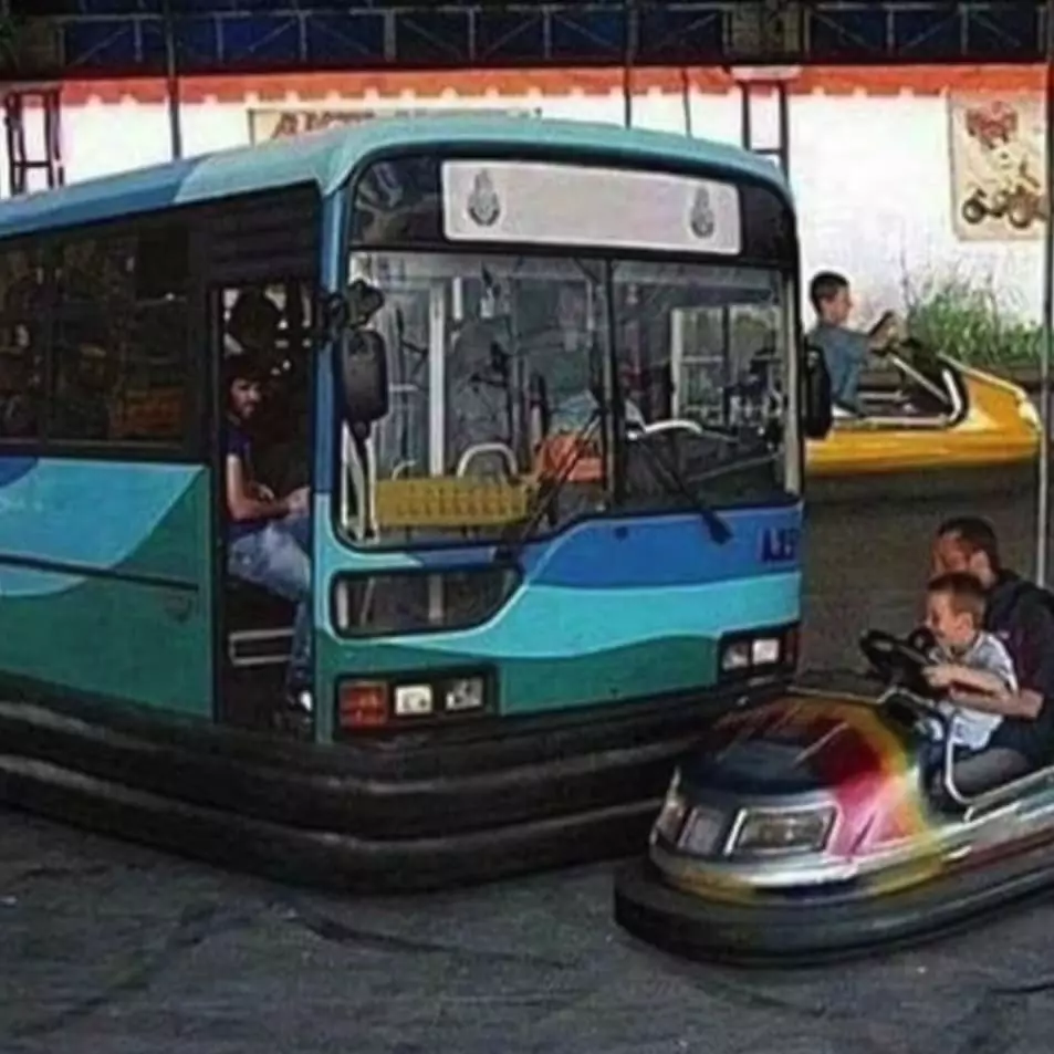 naik wahana bermain © Berbagai Sumber