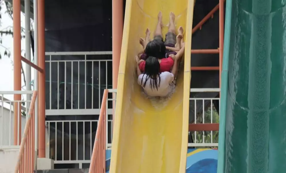 naik wahana bermain © Berbagai Sumber