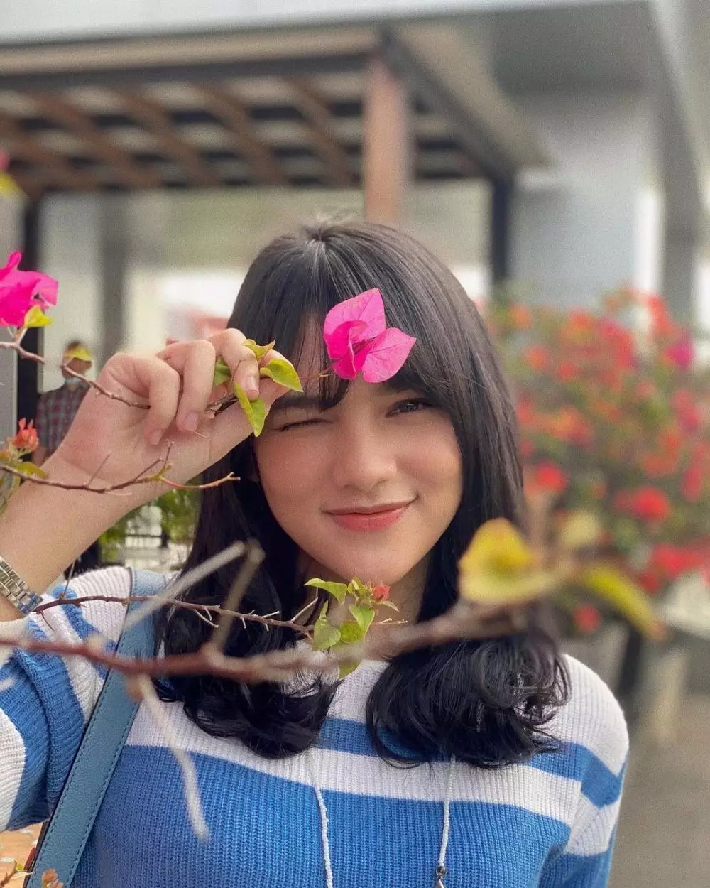 Pesona Davina Karamoy Instagram