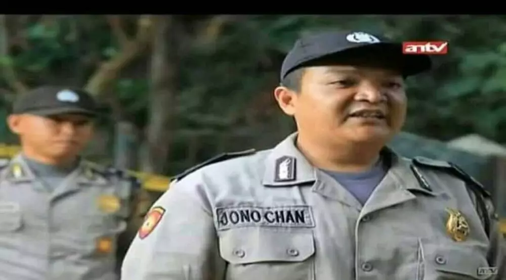 potret nametag orang © Berbagai Sumber