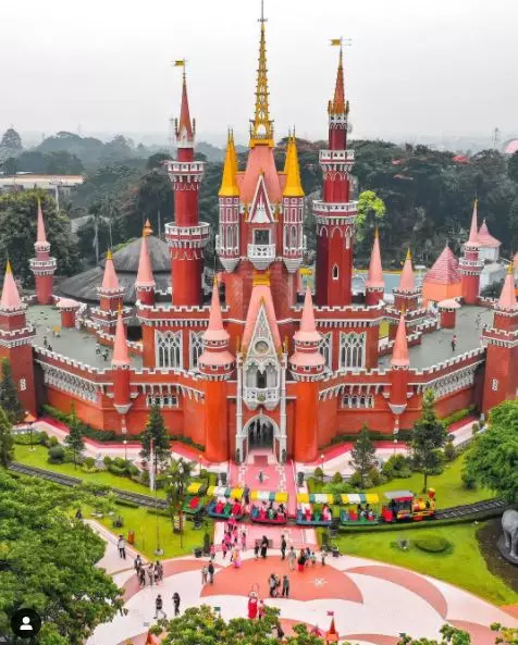 fakta taman mini indonesia indah Berbagai sumber