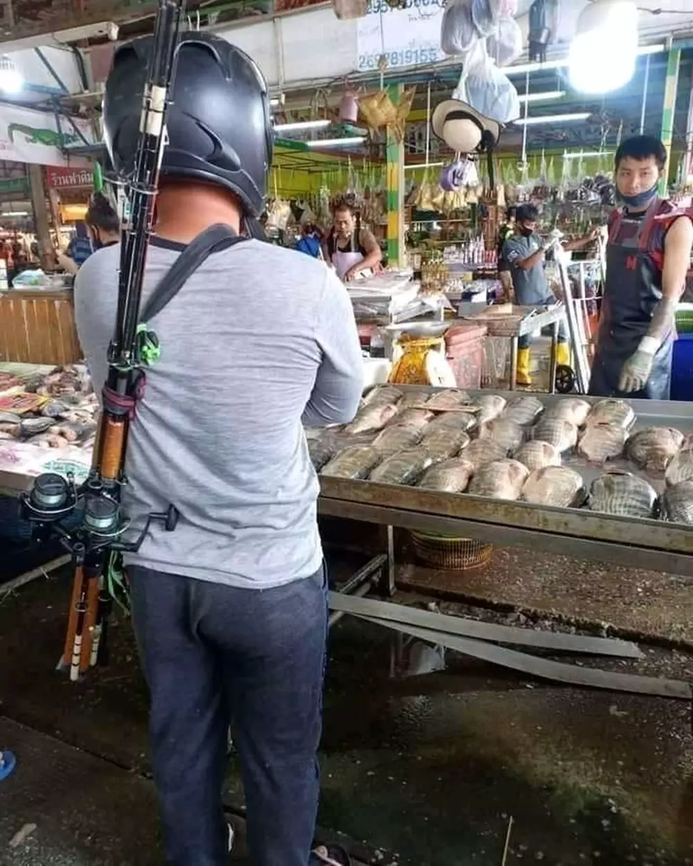 bapak-bapak atasi masalah © Instagram bapak-bapak atasi masalah © Instagram