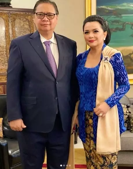 potret cantik yanti isfandiary Berbagai sumber potret cantik yanti isfandiary Berbagai sumber