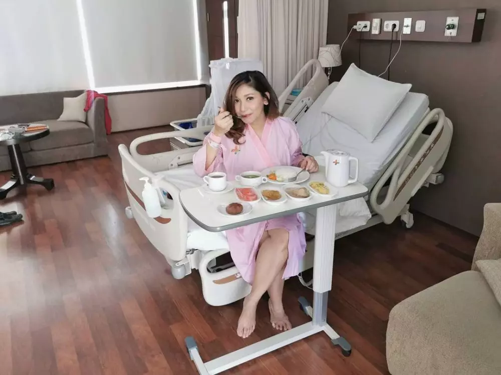 Baby Margaretha melahirkan © berbagai sumber