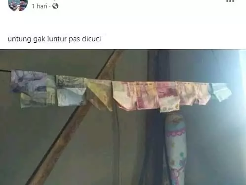 Momen pamer banyak uang © Instagram