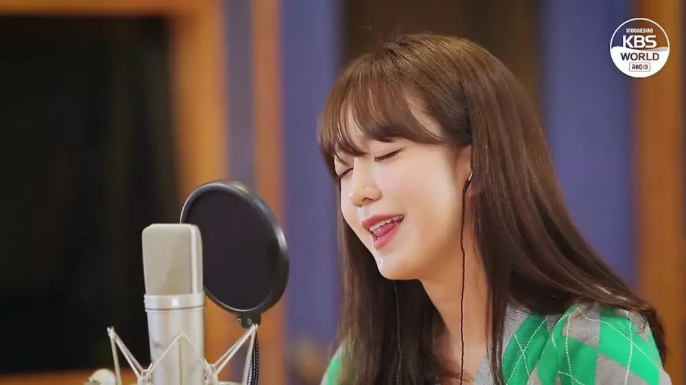 artis Korea cover lagu Indonesia dari berbagai sumber artis Korea cover lagu Indonesia dari berbagai sumber