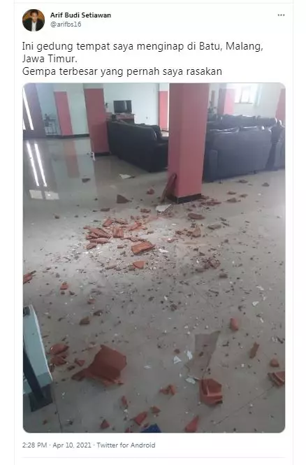 12 Potret terkini pasca gempa Malang magnitudo 6,7 berbagai sumber