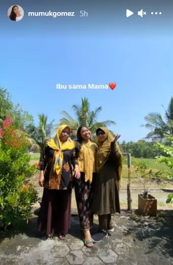 Momen Mumuk Gomez dilamar kekasih dari berbagai sumber Momen Mumuk Gomez dilamar kekasih dari berbagai sumber