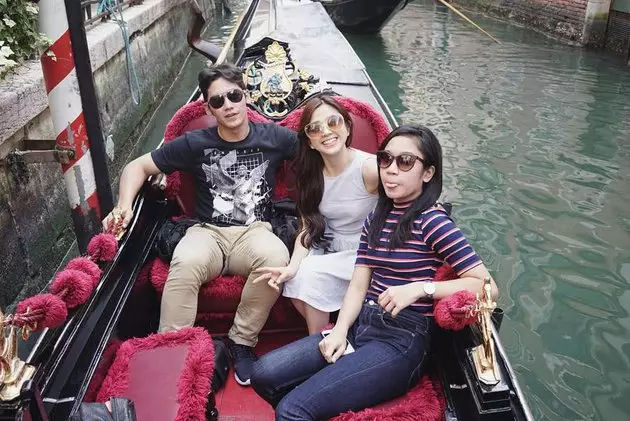 seleb jadi obat nyamuk sang kakak © 2021 brilio.net