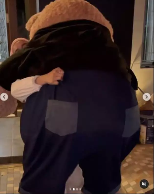 Rizky Billar beri surprise ke Lesty © 2021 brilio.net