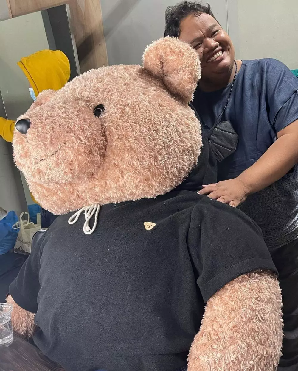 Rizky Billar beri surprise ke Lesty © 2021 brilio.net