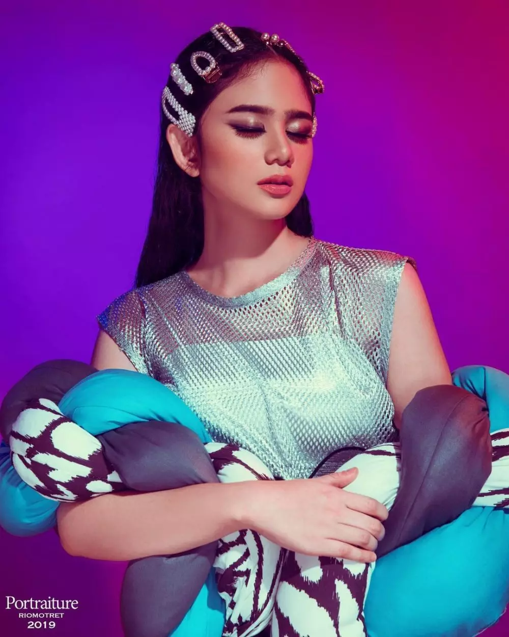 potret Tissa Biani bermakeup tebal © 2021 brilio.net