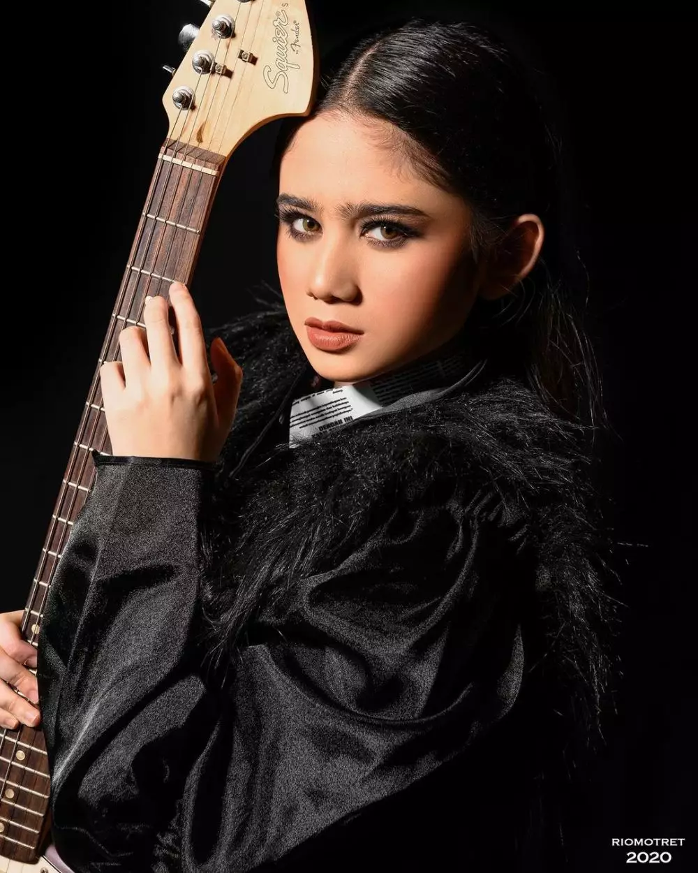 potret Tissa Biani bermakeup tebal © 2021 brilio.net