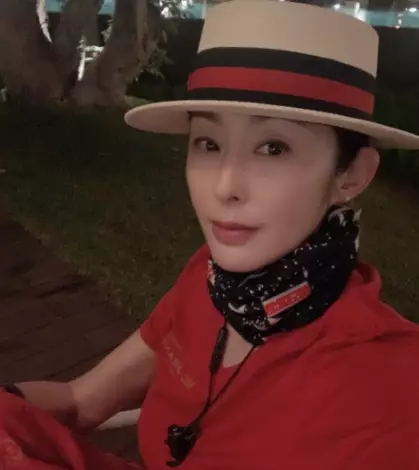 seleb cantik Mandarin era 90an Berbagai sumber