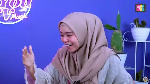 curhat cinta lesty kejora Berbagai sumber