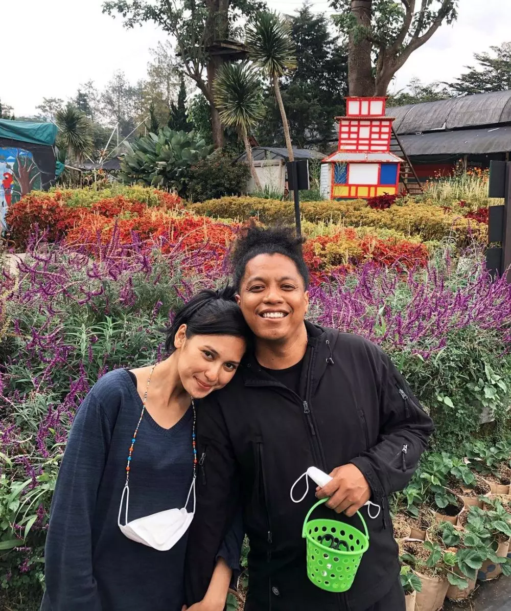 Seleb jalani Ramadhan 2021 sebagai pasangan suami istri  © Instagram