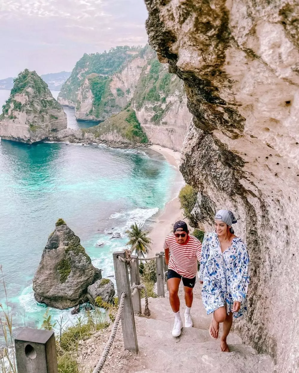 Seleb jalani Ramadhan 2021 sebagai pasangan suami istri  © Instagram