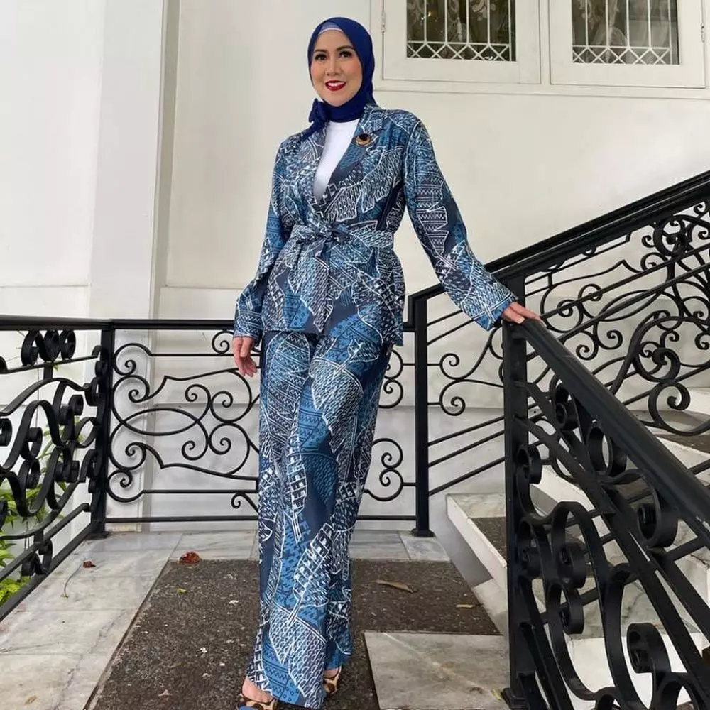 pesona ibu pesinetron © instagram