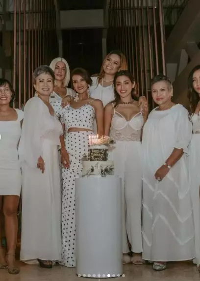 Momen perayaan ultah ke-41 Farah Quinn © instagram/@farahquinnofficial