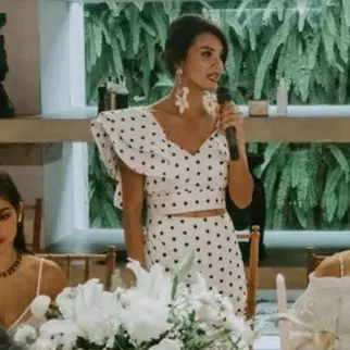 10 Momen perayaan ultah ke-41 Farah Quinn, dipuji awet muda