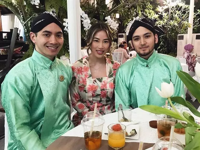 gaya kondangan cucu cendana © instagram