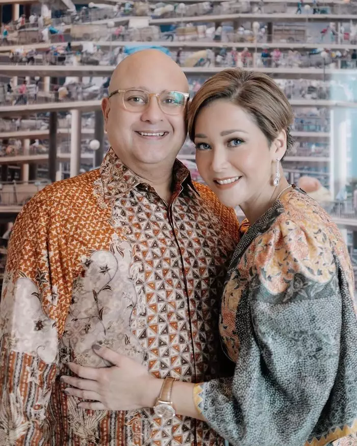 beda gaya Maia dan Mulan kondangan © 2021 brilio.net beda gaya Maia dan Mulan kondangan © 2021 brilio.net