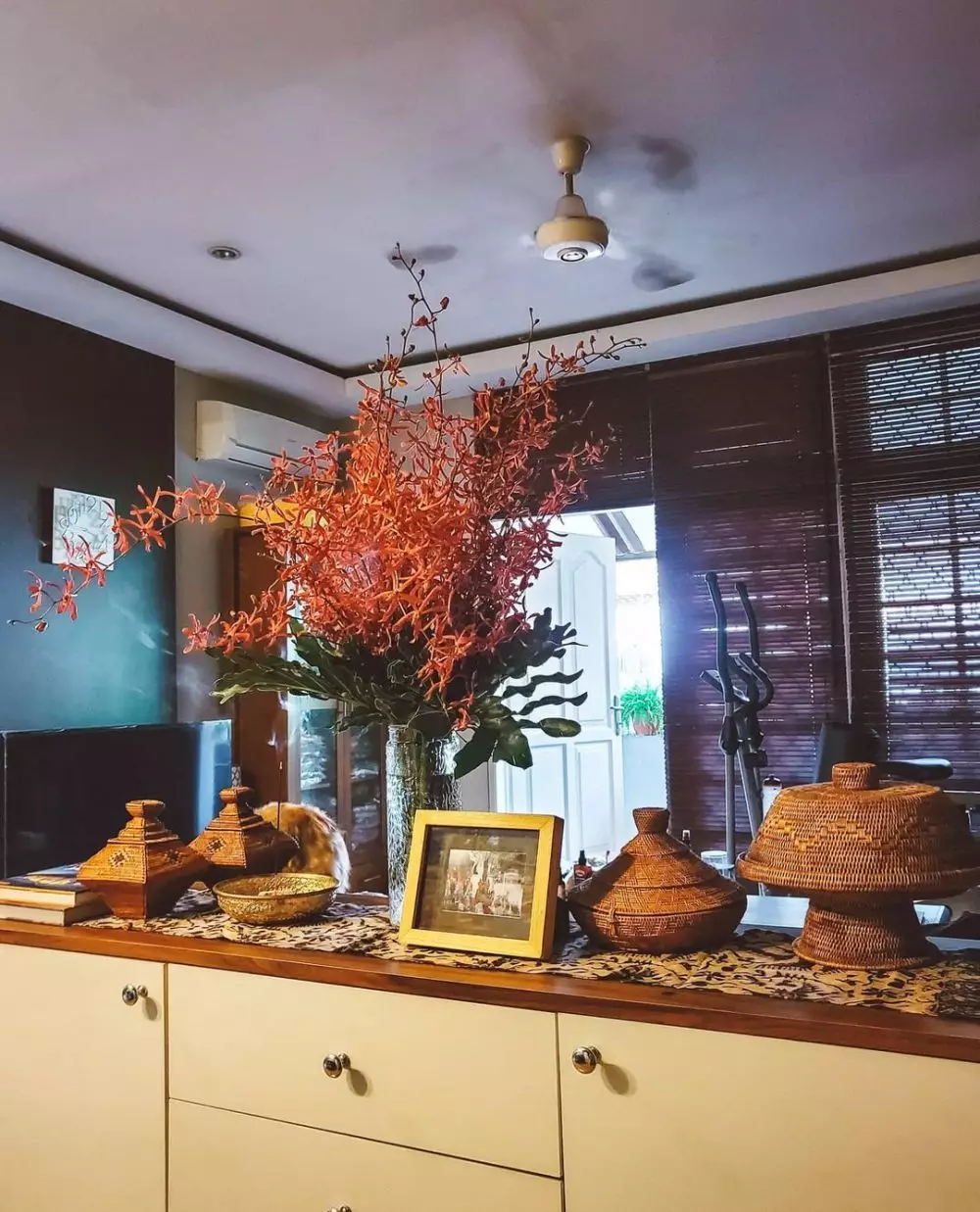 penampakan rumah desainer didiet maulana © instagram