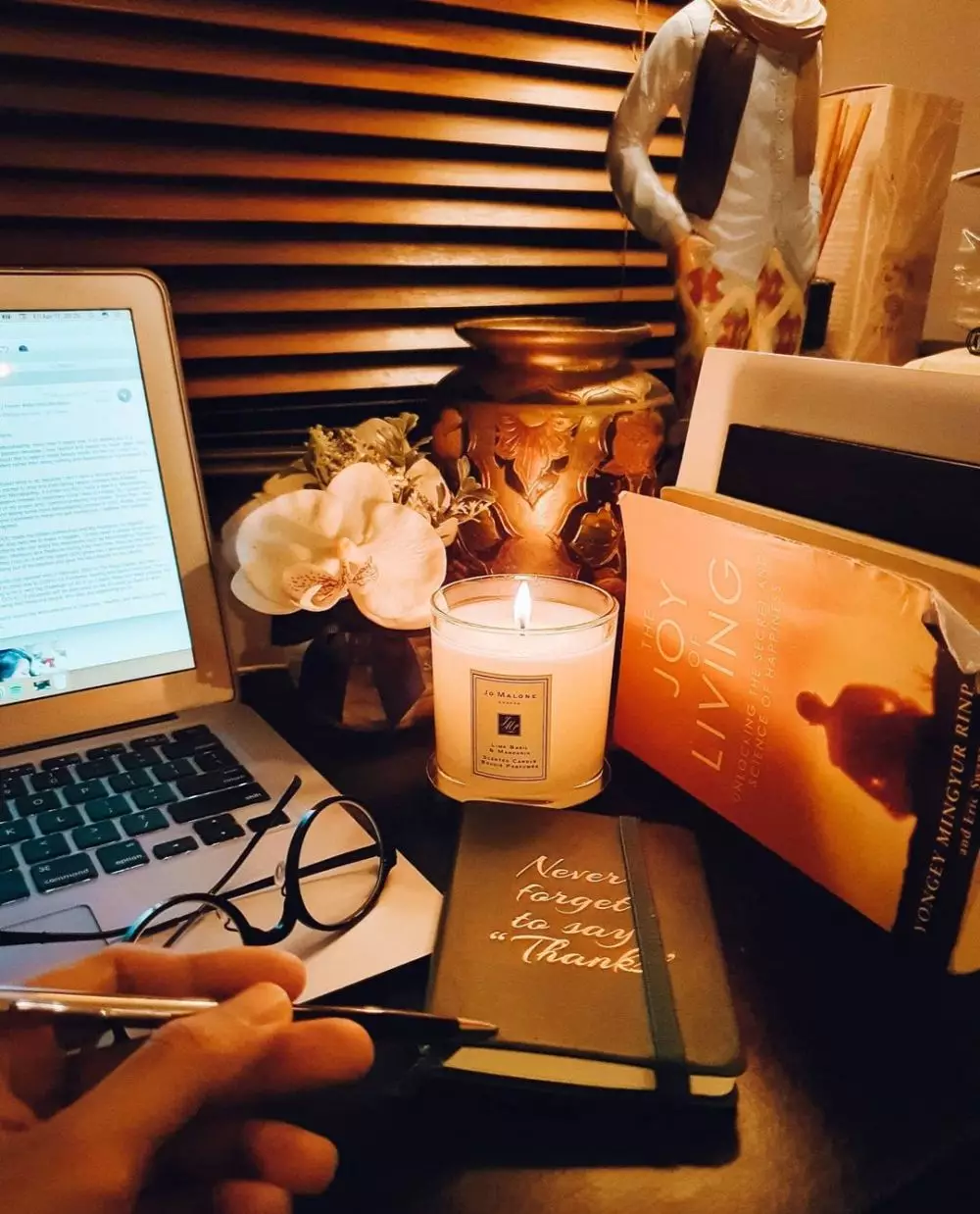 penampakan rumah desainer didiet maulana © instagram