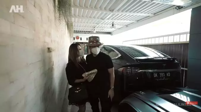 rumah crazy rich Bali groomsmen Atta © 2021 brilio.net